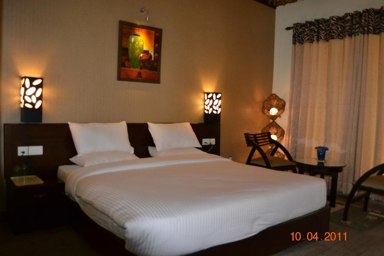 Corbett Wild Iris Spa And Resort Rāmnagar Eksteriør billede