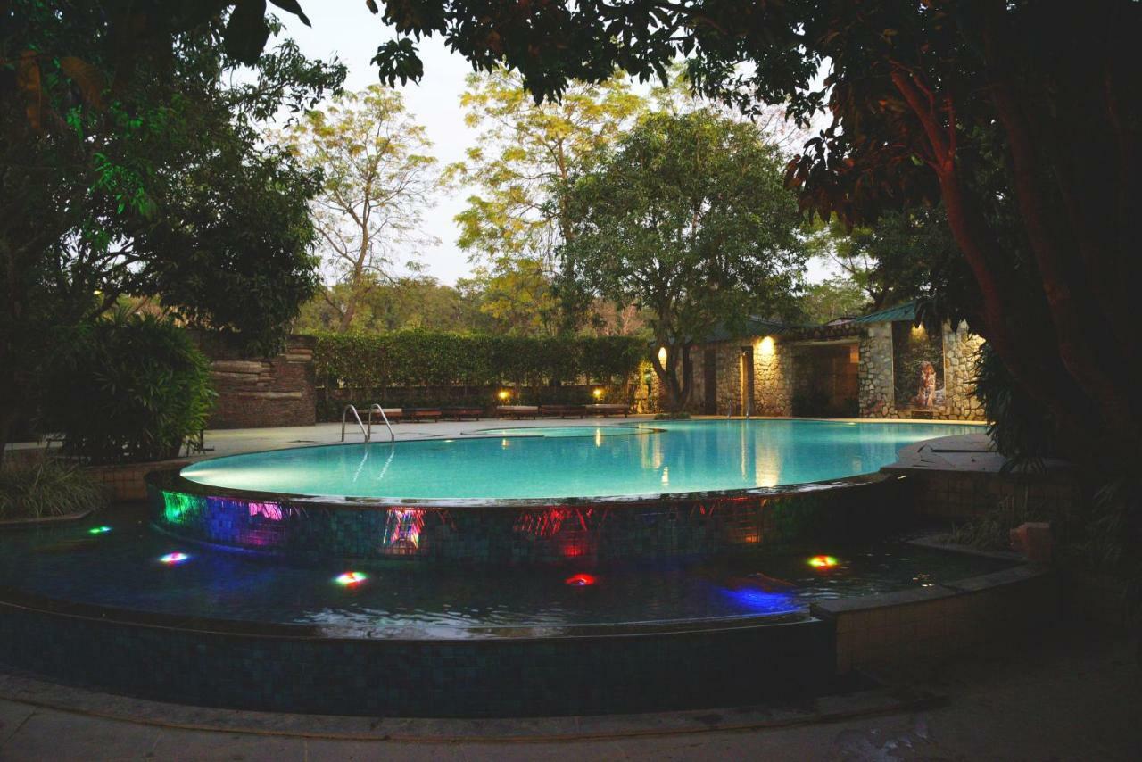 Corbett Wild Iris Spa And Resort Rāmnagar Eksteriør billede
